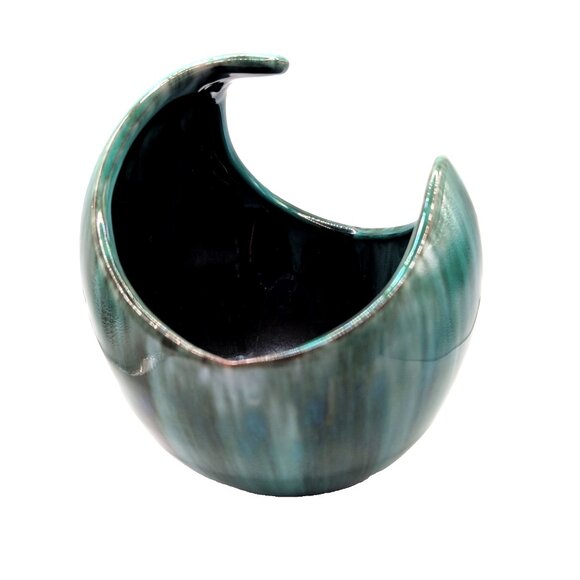 Vtg Blue Mountain Pottery Crescent Vase 6.25x5.5" Teal/Black Drip Glaze No Mark - Picture 1 of 8